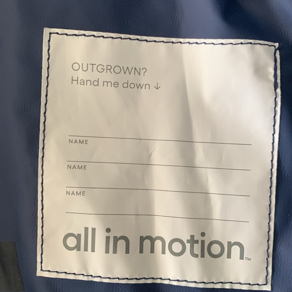 NWOT all in motion windproof Coat. - Picture 8 of 8